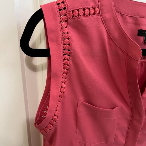 Ann Taylor button down sleeveless blouse XS - Picture 4 of 12